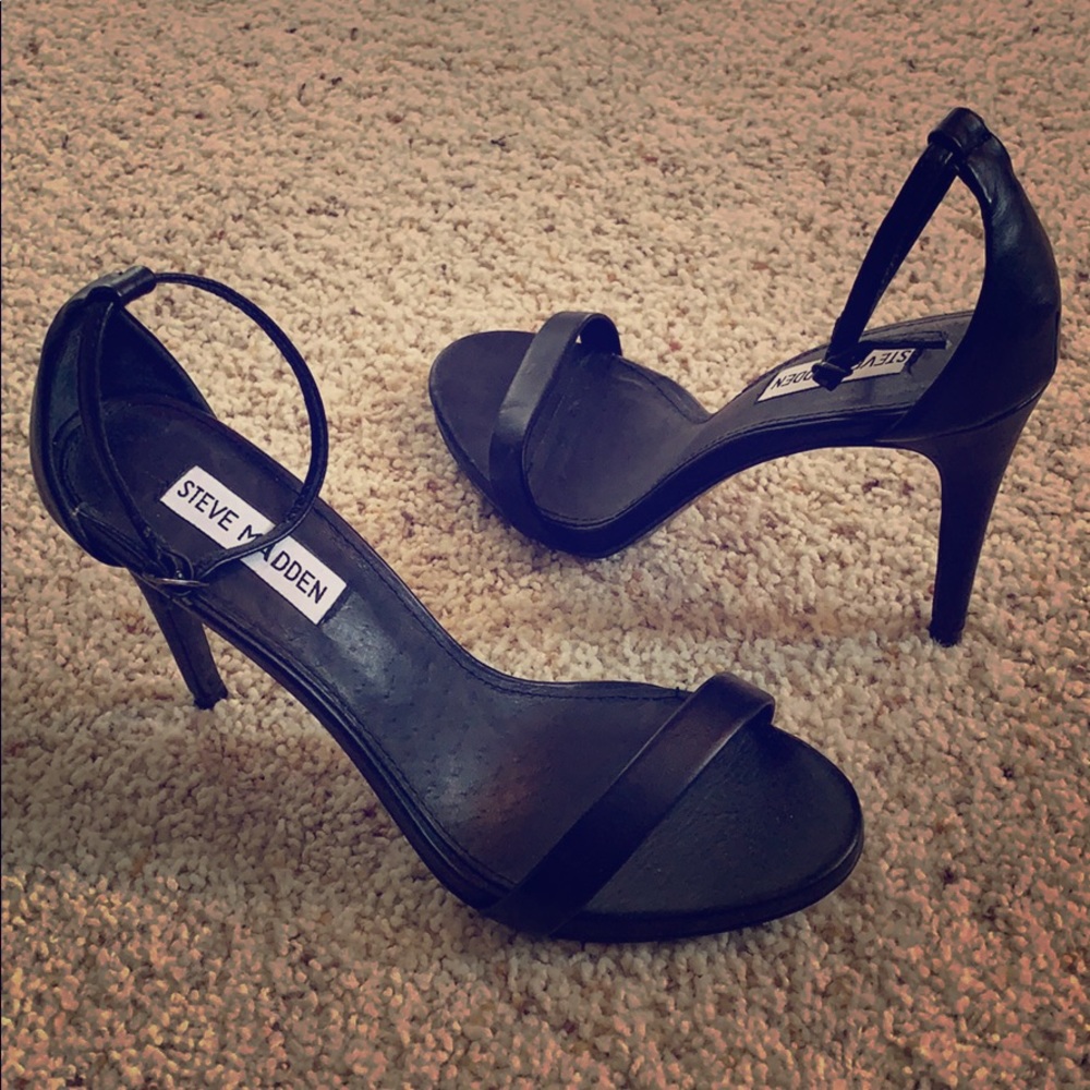 Steve Madden black heels